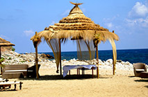 Gazebo in stile Africa